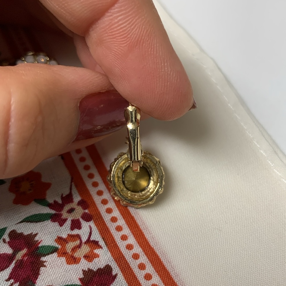 Excellent Condition Moonstone Drop Earrings - Picture 3 of 3